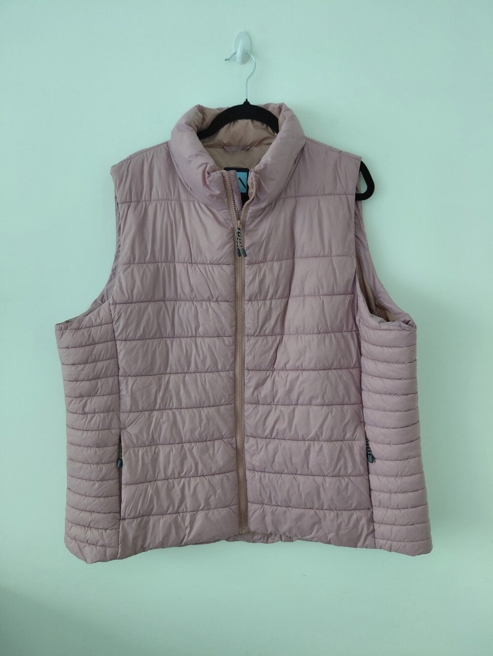 Light Pink Quilted Puffer Vest - Women's Sleeveless Jacket
